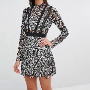 SELF-PORTRAIT Lace Antoinette Long Sleeve Mini Dress Black White Lace Size 4